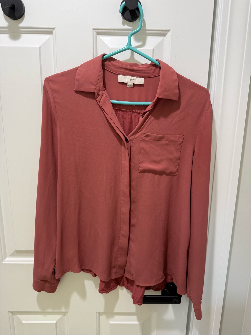 LOFT Dusty Rose Long Sleeve Button-Down Blouse